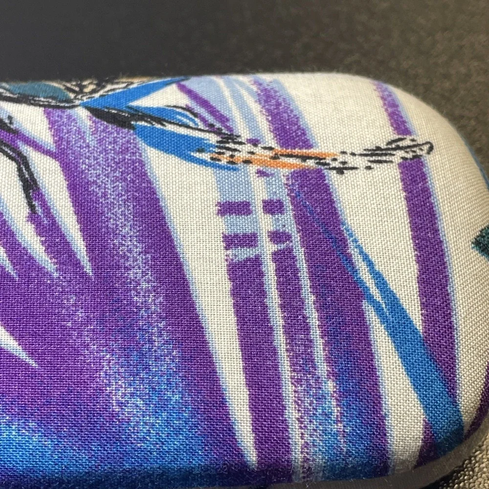 Hiki Nicole Miller Multicolor Floral Clamshell Eyeglasses Case - Picture 5 of 15